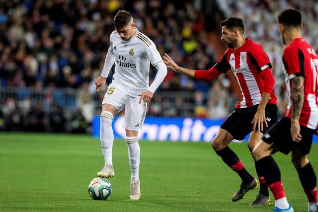 儿子相亲遇初中对手，吵闹中竟步入民政局